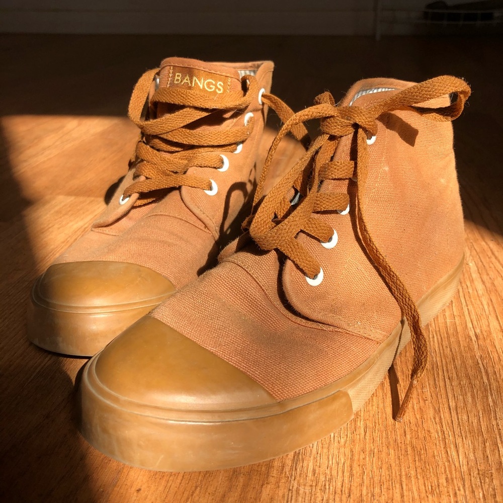 Women’s Bangs Shoes